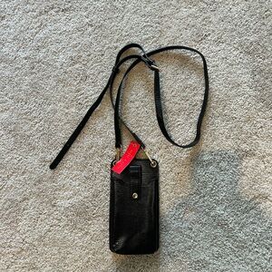 New Kelly & Katie Black Textured Crossbody Phone Pouch Wallet with Gold Hardware